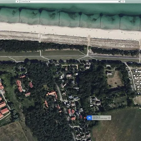 Casa vacanze In With Swimming Pool Zingst